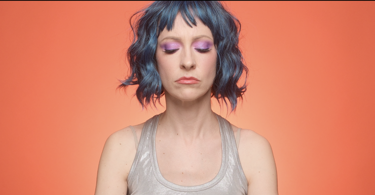 Ana Marija Šir i Ella predstavljaju „Meso o meso” - synthpop posvetu osamdesetima