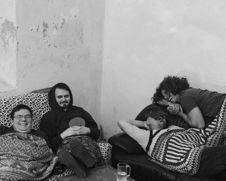 čuvarkućin drugijenac “kratka deka” je live!