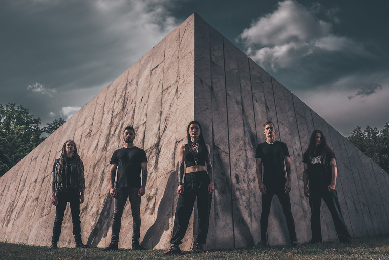 Darkwave koncert: (DOLCH), Isolationsgemeinschaft i The Answer Lies in the Black Void u Močvari