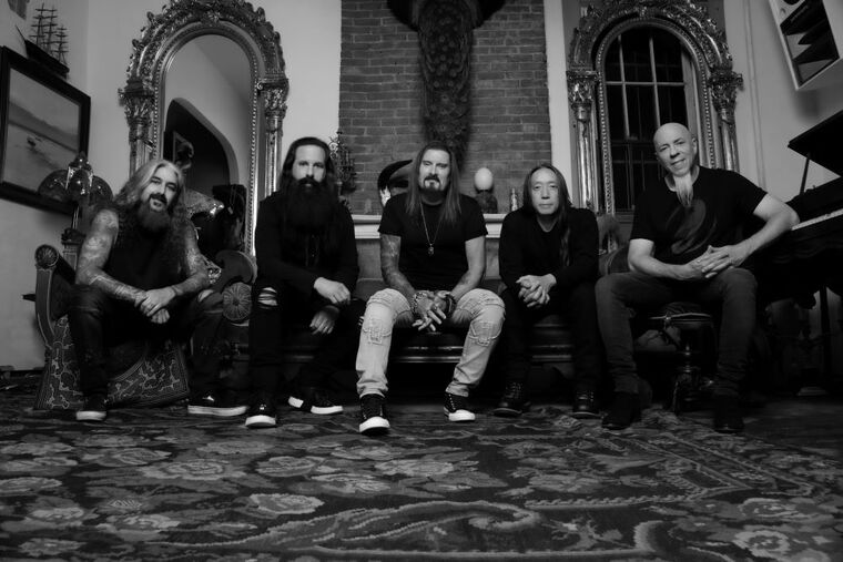 Kultni Dream Theater singlom “Night Terror” najavili novi album, a uskoro nastupaju u Areni Zagreb
