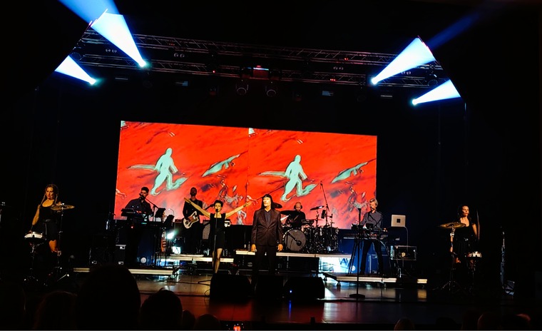 Eksperiment s dvije varijable i umjetnost kontrole – Laibach 4.5. Jubilarni koncert