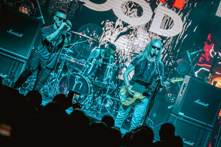 Jerry Cantrell u Tvornci - Večer kad je publika glasno pjevala Chainse