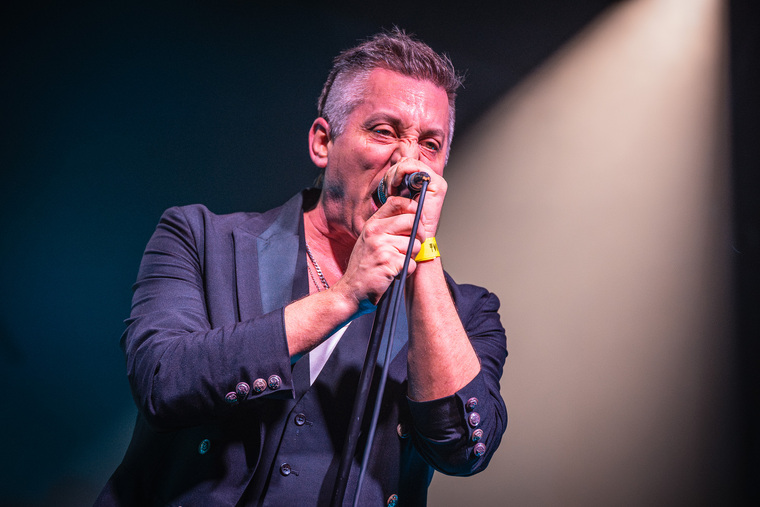 Jonathan stiže u Regenerator! Podrška će im biti Mašinko. 