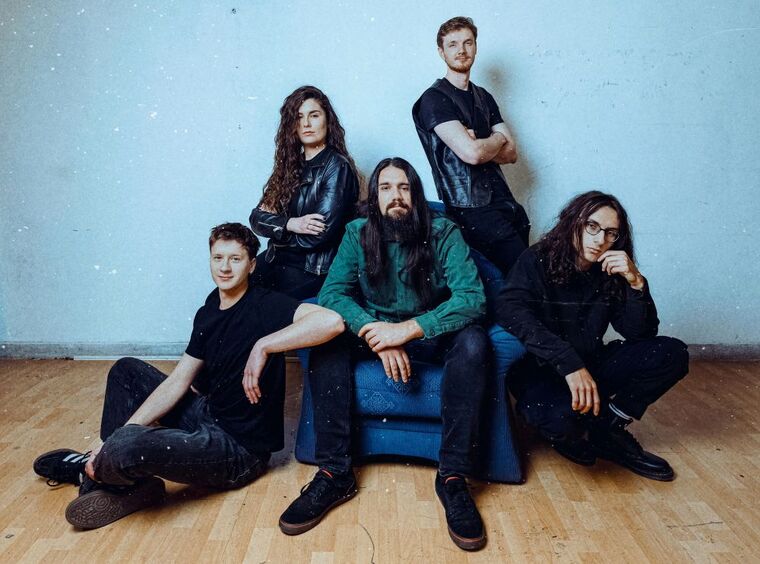 Mile Mijač i Krivo Društvo predstavljaju  singl 