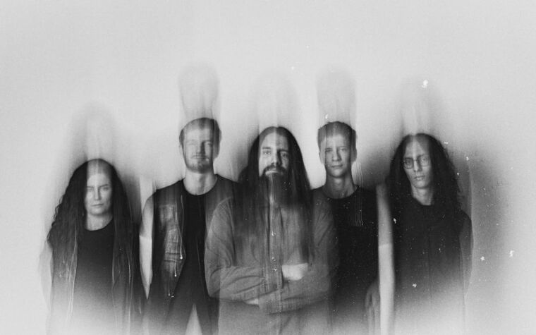 Mile Mijač predstavlja live izvedbu pjesme 