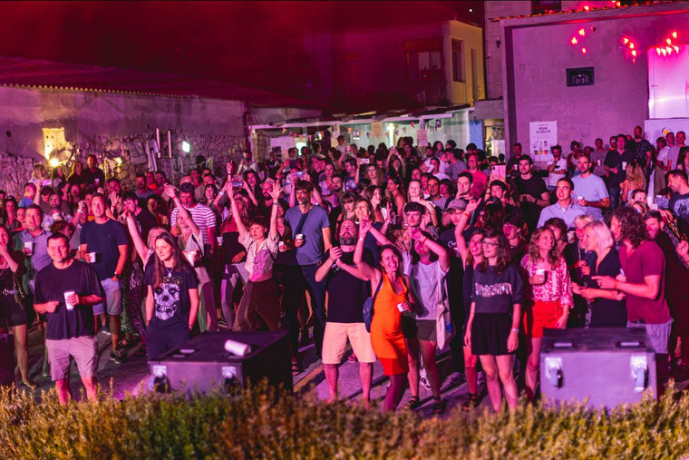 Mudri Brk Festival najavio peto izdanje ovoga ljeta u Jelsi na Hvaru!