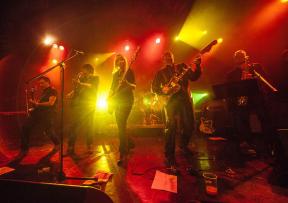 Bambi Molesters i Night Beats u Tvornici