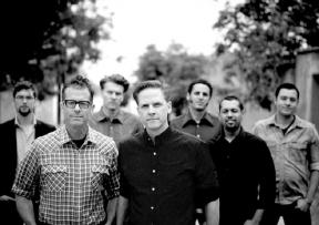 Odlični Calexico u Tvornici