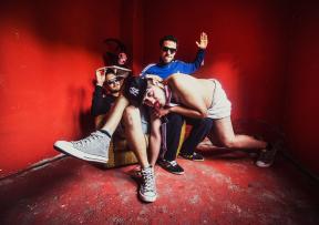 E:S:T:E:R  predstavio singl 