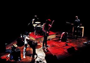 Promatranje bezličnog obzora kroz The Telescopes u Močvari