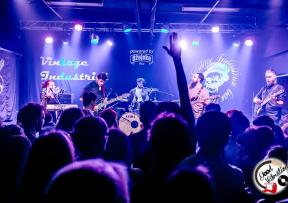 Good Vibrations u duhu Arctic Monkeysa