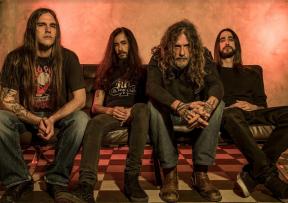 Velika stoner večer na Good Vibrationsu