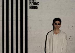 Noel Gallagher’s High Flying Birds – Chasing yesterday