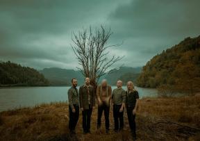 Vulture Industries u Močvaru donose dozu prog metala