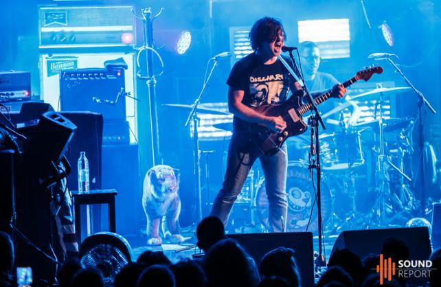 Valentinovo uz “Baby, I Love you”, Ryana Adamsa