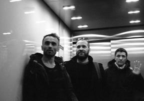 Sloanwall i Sedam dana Japana u četvrtak u Saxu!