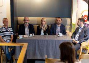 Glazbeni stručnjaci zaključili: albume čeka sjajna budućnost!