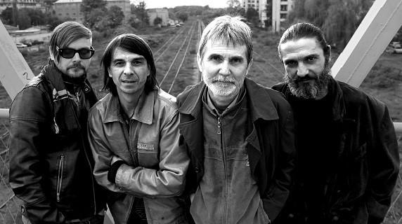 Anton i Hevi hipi bejbi predstavljaju  