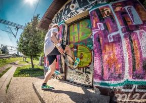 Pogledajte spot snimljen od 2500 fotografija.