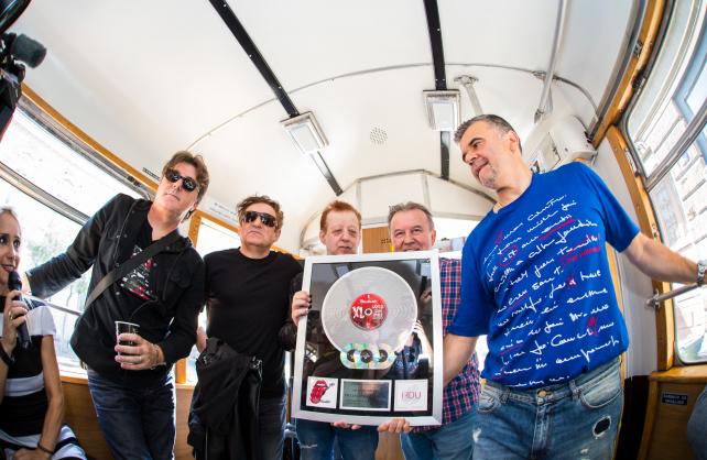 Prljavo kazalište nagrađeno priznanjem MULTI-PLATINUM AWARD za 40 godina zapamćenih diskografskih dostignuća