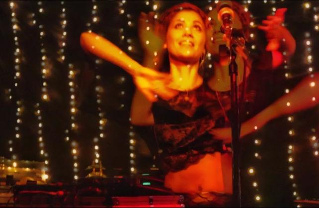 Akleinu Makebu slušali bismo na svim božićnim playlistama, a nije božićna pjesma!