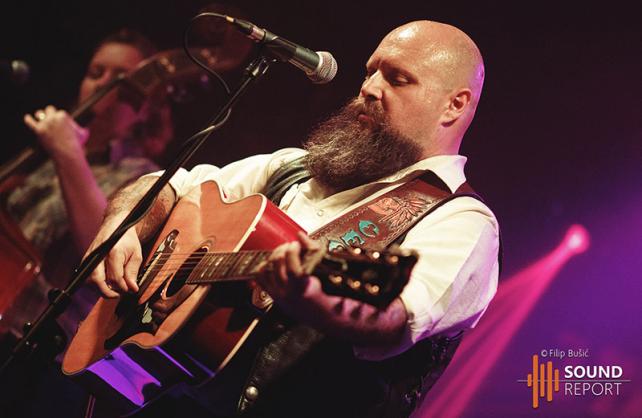 Nagrađivani country outlaw glazbenik Cecil Allen Moore vraća se u Zagreb