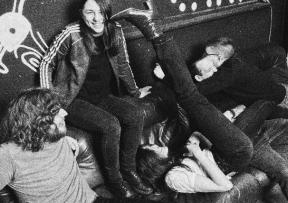 Lovely Quinces je sada grupa - predstavlja novi singl  