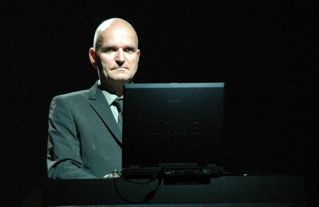 Preminuo suosnivač grupe Kraftwek Florian Schneider
