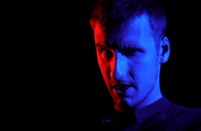 PREMIJERA: Robert Čavlović - 