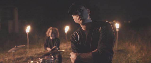 PREMIJERA: Osjetite snagu maske u vatrenom kampu kids from the sky u novom singlu i spotu -